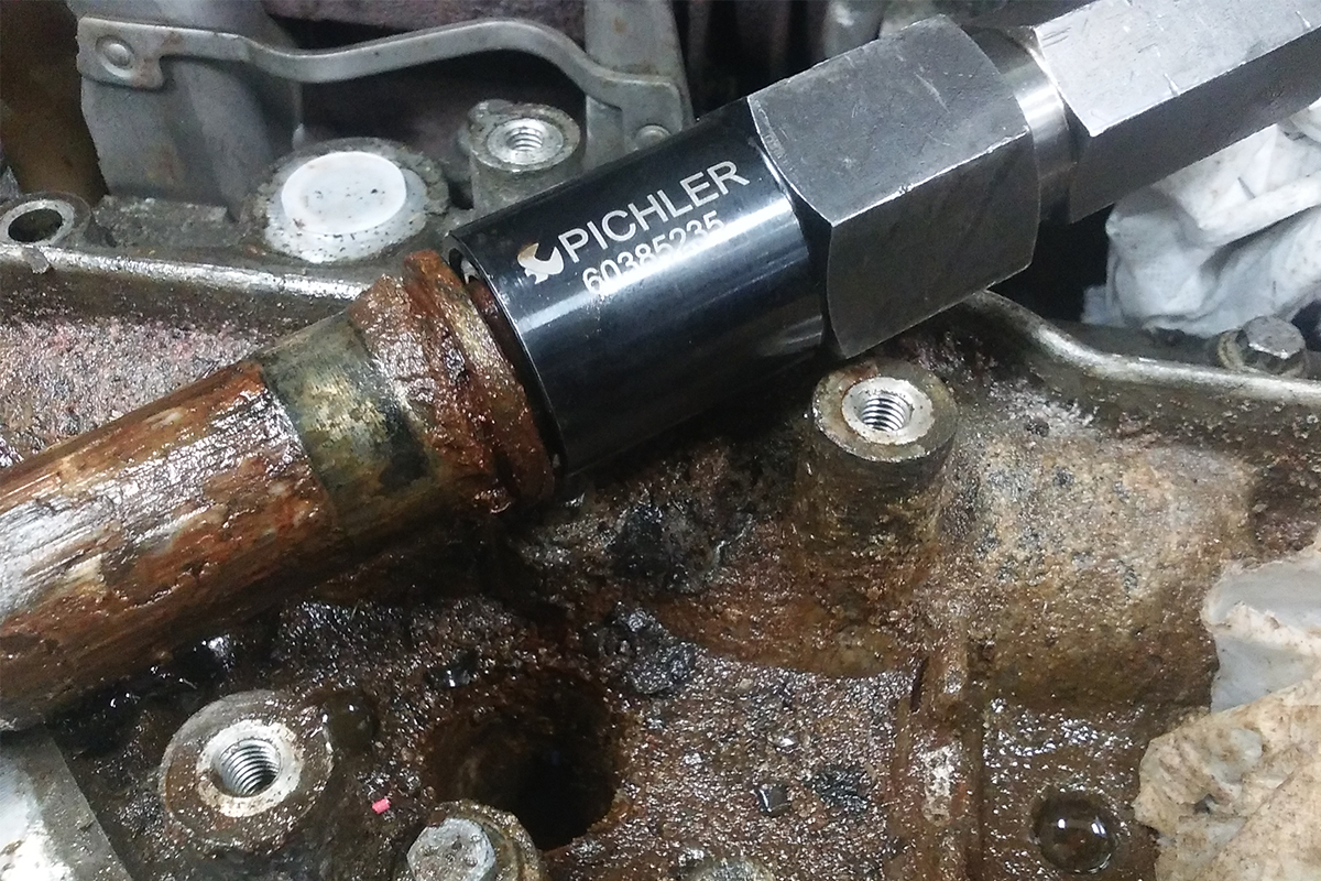 adaptér na demontáž Piezo vstřiků vozů Renault, do roku 2010, M9R, EURO 4, sada 4 díly - doprovodný obrázek 1