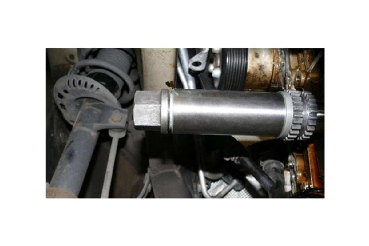 přípravek na nalisování kola klikové hřídele, koncernových vozů VW 1,2 a 1,4 TSI (T30122) - doprovodný obrázek 2