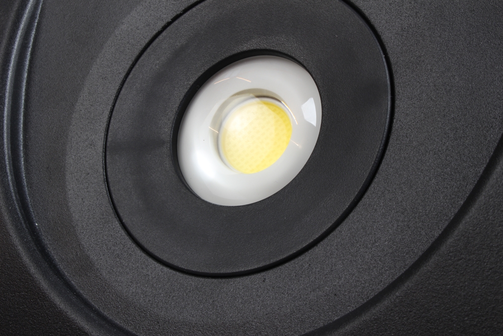 reflektor LED COB 20 W, akumulátorový 230 V / 12 V, IP67 - doprovodný obrázek 2